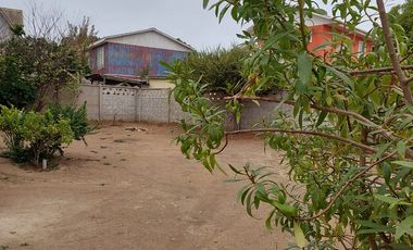 CASA Y SITIO PARA CONSTRUIR EN EL QUISCO.