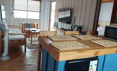 CASA Y SITIO PARA CONSTRUIR EN EL QUISCO.