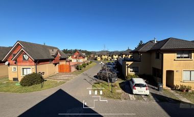 Dentro de Condominio San Pedro del Valle