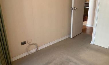 SE VENDE AMPLIO Y LUMINOSO DEPARTAMENTO,DOS DORMITORIOS A DOS CUADRAS METRO SANTA ANA SANTIAGO