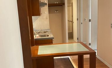 SE VENDE AMPLIO Y LUMINOSO DEPARTAMENTO,DOS DORMITORIOS A DOS CUADRAS METRO SANTA ANA SANTIAGO