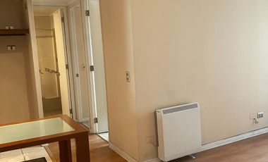 SE VENDE AMPLIO Y LUMINOSO DEPARTAMENTO,DOS DORMITORIOS A DOS CUADRAS METRO SANTA ANA SANTIAGO