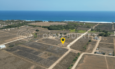 Se Vende Amplio terreno con vista al mar en Playa Agua Blanca