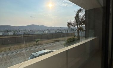 CASA EN RENTA EN LOMAS DE ANGELÓPOLIS CON ROOF GARDEN