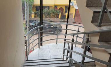 E VENDE EDIFICIO DE CINCO PISOS URB LARAPA, DETRAS LA UNIVERSIDAD ANDINA - SAN JERÓNIMO