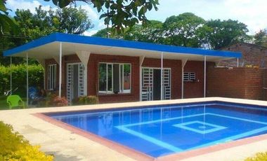 RENTAMOS CASA CAMPESTRE EN ANDALUCÍA VEREDA EL ORIENTE