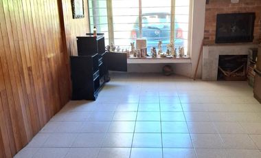 CASA EN RENTA DE 250 M2, DE  3 NIVELES, EN SAN ANDRES TOTOLTEPEC, TLALPAN