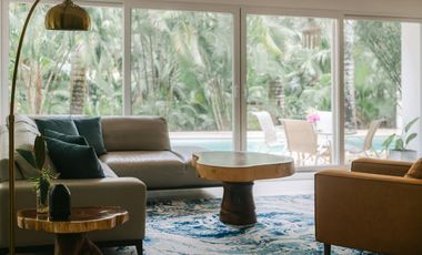 EXCLUSIVA CASA DENTRO DE PUERTO AVENTURAS, CON ACCESO DIRECTO AL CAMPO DE GOLF Y ALBERCA DE 15M