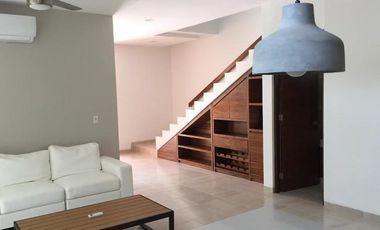 Casa de 3 Recamaras en Venta en Playa del Carmen
