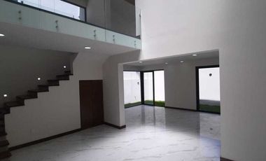 Casa en Venta en Bugambilias, coto Santa Fe, Zapopan, Jalisco