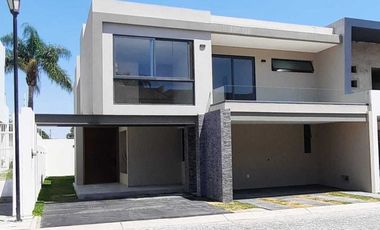 Casa en Venta en Bugambilias, coto Santa Fe, Zapopan, Jalisco