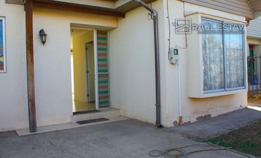 Vendemos casa de 3 dormitorios, 3 baños en Villa Las Bodegas
