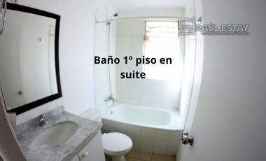 Vendemos casa de 3 dormitorios, 3 baños en Villa Las Bodegas