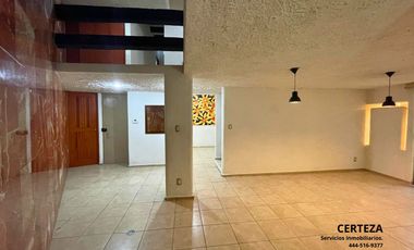 Casa en Venta a Cuadras del Edificio Torres Corzo, El Dorado y Tequis.