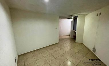Casa en Venta a Cuadras del Edificio Torres Corzo, El Dorado y Tequis.