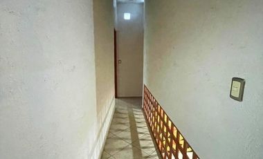 Casa en Venta a Cuadras del Edificio Torres Corzo, El Dorado y Tequis.