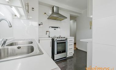 Encantador departamento de 3 dormitorios y 2 baños ubicado en un barrio familiar, cercano a Colegio San Ignacio .