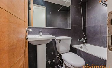 Encantador departamento de 3 dormitorios y 2 baños ubicado en un barrio familiar, cercano a Colegio San Ignacio .