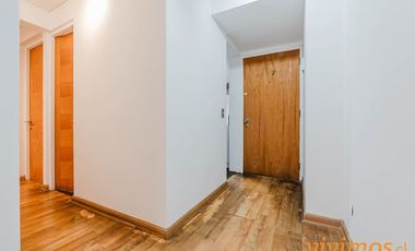 Encantador departamento de 3 dormitorios y 2 baños ubicado en un barrio familiar, cercano a Colegio San Ignacio .