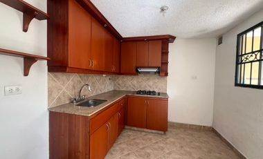Casa en arriendo en Las Antillas, Envigado