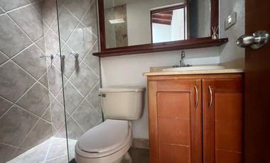 Casa en arriendo en Las Antillas, Envigado