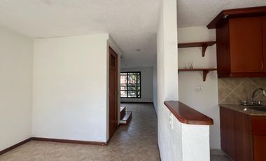 Casa en arriendo en Las Antillas, Envigado