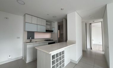 Apartamento en Arriendo Cumbres, Envigado, Antioquia