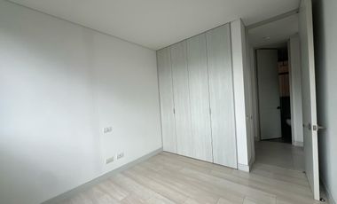 Apartamento en Arriendo Cumbres, Envigado, Antioquia