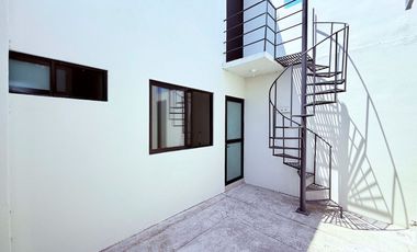 ¡Atención inversionista! VENDO CASA ANTES DEL PUENTE, PERO CERCA DEL DORADO