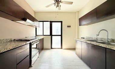 ¡Atención inversionista! VENDO CASA ANTES DEL PUENTE, PERO CERCA DEL DORADO