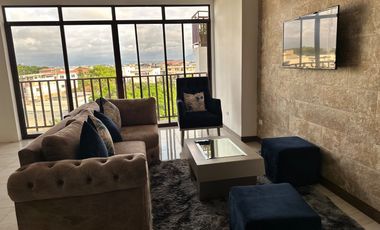 Moderno departamento amoblado en Manta – 3 dormitorios, vista al mar, piscina, parqueadero, pet friendly – Edificio KATAMAR