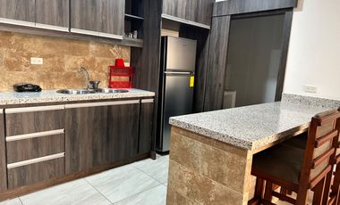 Moderno departamento amoblado en Manta – 3 dormitorios, vista al mar, piscina, parqueadero, pet friendly – Edificio KATAMAR