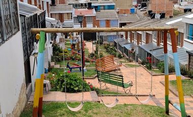 VENDO CASA URBANIZACION MIRADOR DE TUNJA