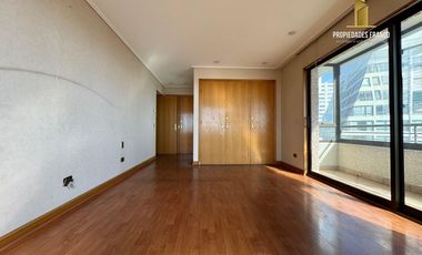 VENDE DEPARTAMENTO EXCLUSIVO EN TERRASOL 4D 3B