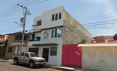 Rento bonita casa en la Huerta de 2 habitaciones y 2 baños completos