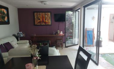 Rento bonita casa en la Huerta de 2 habitaciones y 2 baños completos