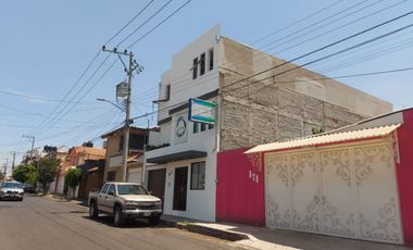Rento bonita casa en la Huerta de 2 habitaciones y 2 baños completos