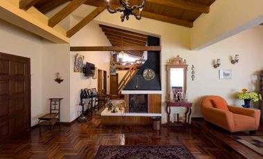 Propiedad en venta de oportunidad con casa de una planta a una cuadra de avenida ilalo valle de los chillos