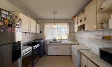 Propiedad en venta de oportunidad con casa de una planta a una cuadra de avenida ilalo valle de los chillos