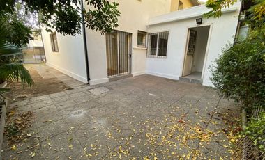 CARLOS ALVARADO / VICTOR RAE/ AV. MANQUEHUE