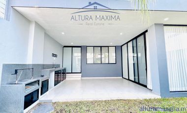 Lujosa Casa en Renta Villa Verona Zona Andares Zapopan