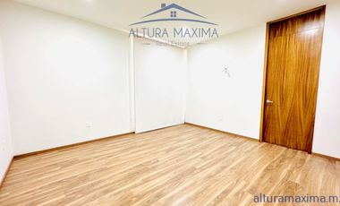 Lujosa Casa en Renta Villa Verona Zona Andares Zapopan