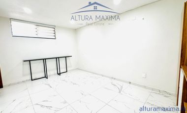 Lujosa Casa en Renta Villa Verona Zona Andares Zapopan