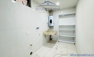 Lujosa Casa en Renta Villa Verona Zona Andares Zapopan