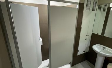 ALQUILO OFICINAS CON O SIN IMPLEMENTAR POR m2 EN EDIFICIO EMPRESARIAL SAN ISIDRO