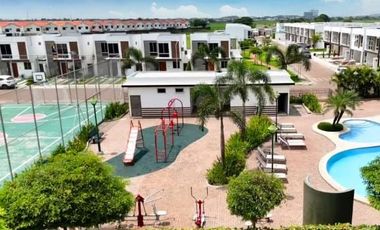 Venta Casa en Piamonte - Daule - Aurora - Vía Salitre - Cerca al Centro Comercial El Dorado - C329