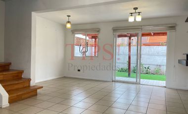 Casa En Condominio Jardines De Las Vizcachas, Con Piscina !!!