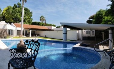 EXCENTE CASA EN VENTA-RENTA, XOCHITEPEC MORELOS