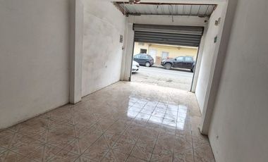 Local en Alquiler en la Avenida Portete, Avenida Principal, 1 Baño, Sur de Guayaquil.