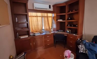 EXCELENTE CASA  PARA INVERSION, HACER DEPARTAMENTOS O CASA HABITACION